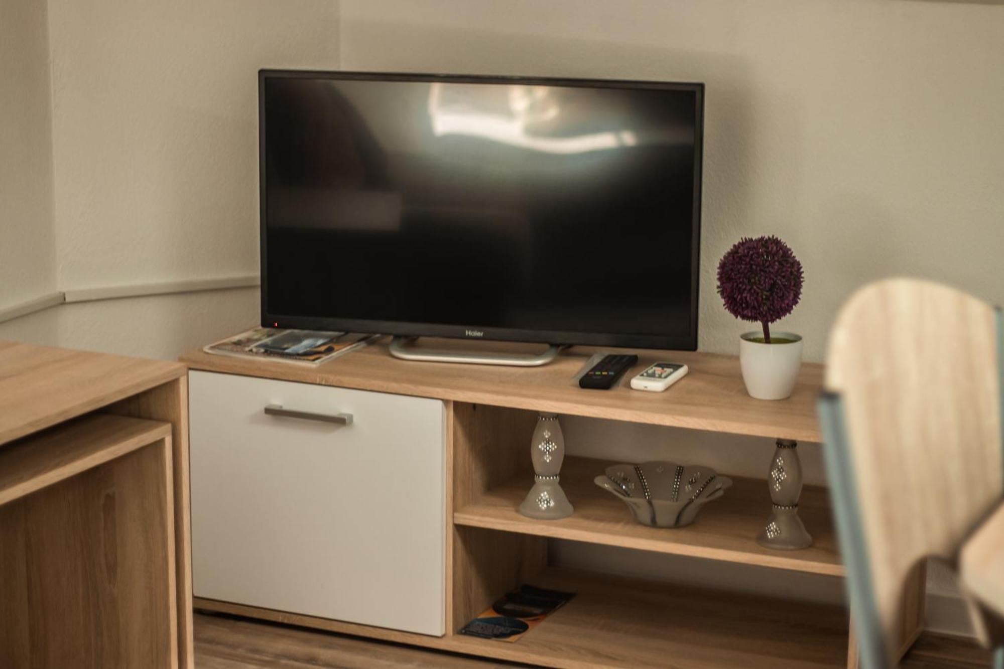 Apartments Basic Visoko Kültér fotó