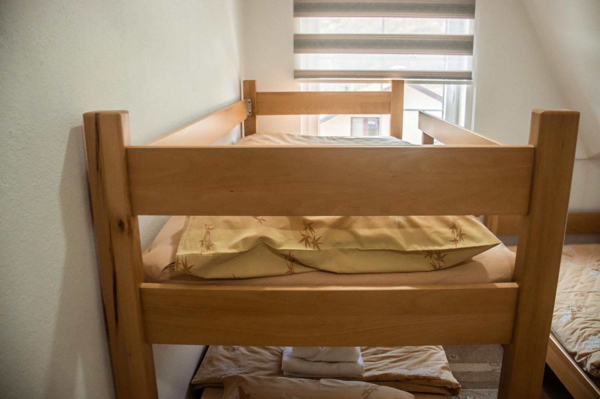 Apartments Basic Visoko Kültér fotó